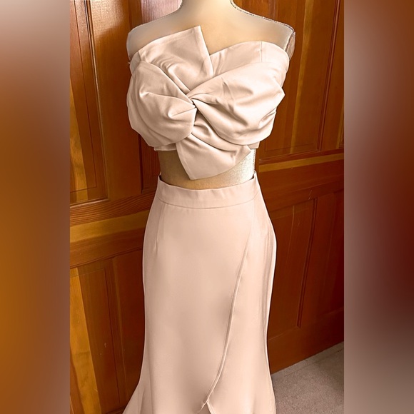 Nude Colored  2-Piece Skirt Suit. - Picture 4 of 16